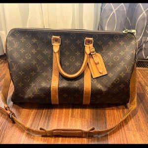 Authentic LV Vintage Monogram Keepall Bandouliere 45 (great condition)